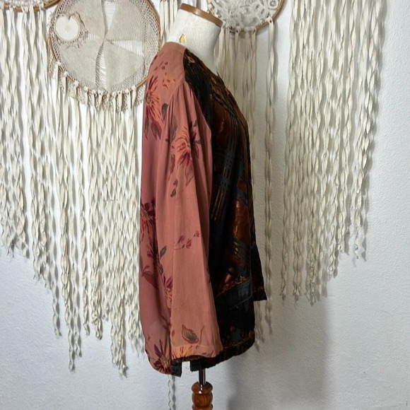 Tienda Ho Rust and Brown Embellished Tie Dye Blouse Free Size - Picture 4 of 7